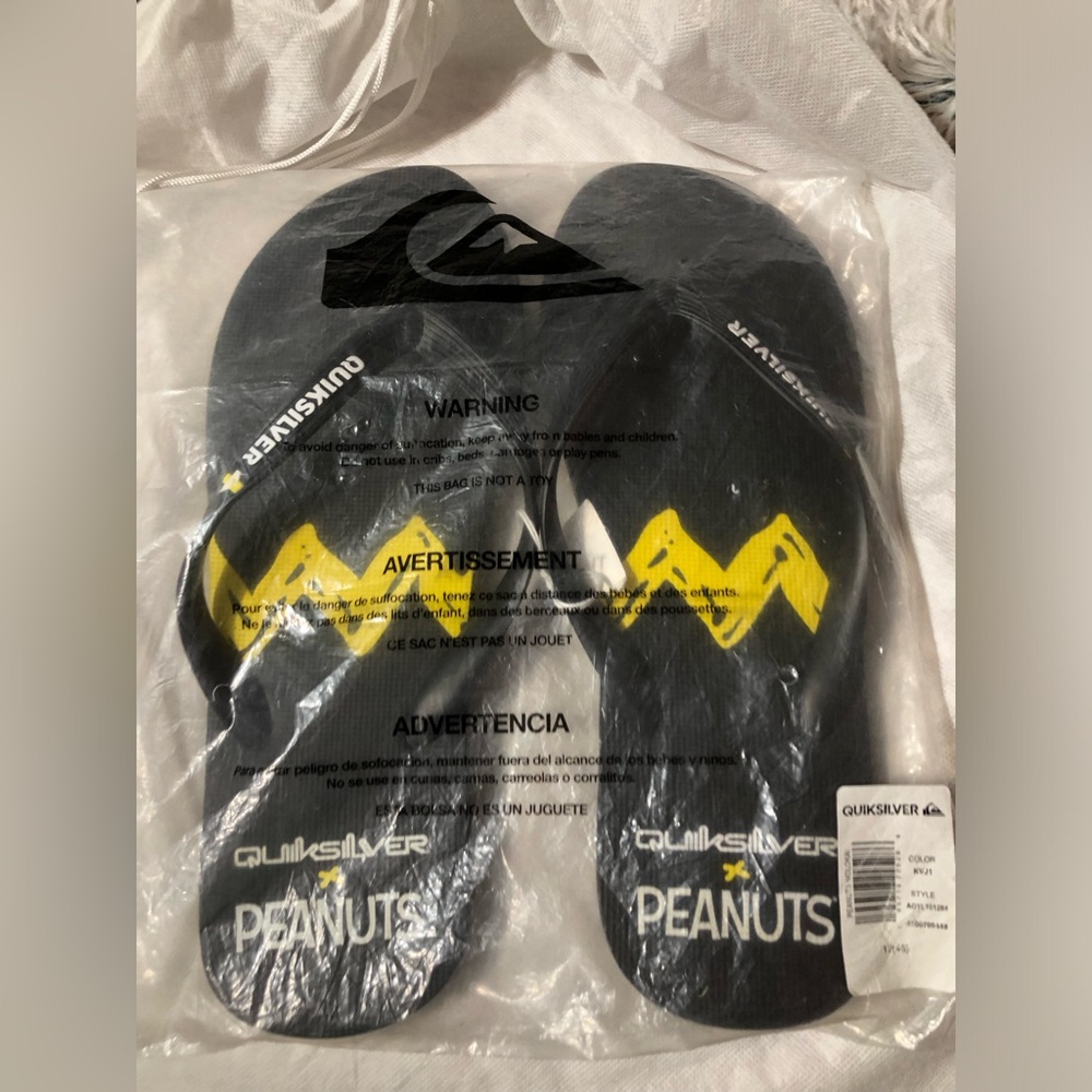 Quiksilver & Peanuts Limited Edition Men’s Black Flip Flops NWT! - Picture 6 of 6